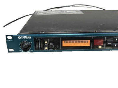 Yamaha SPX2000 Multi Effects Processor Junk For Parts As-Is Rack Unit