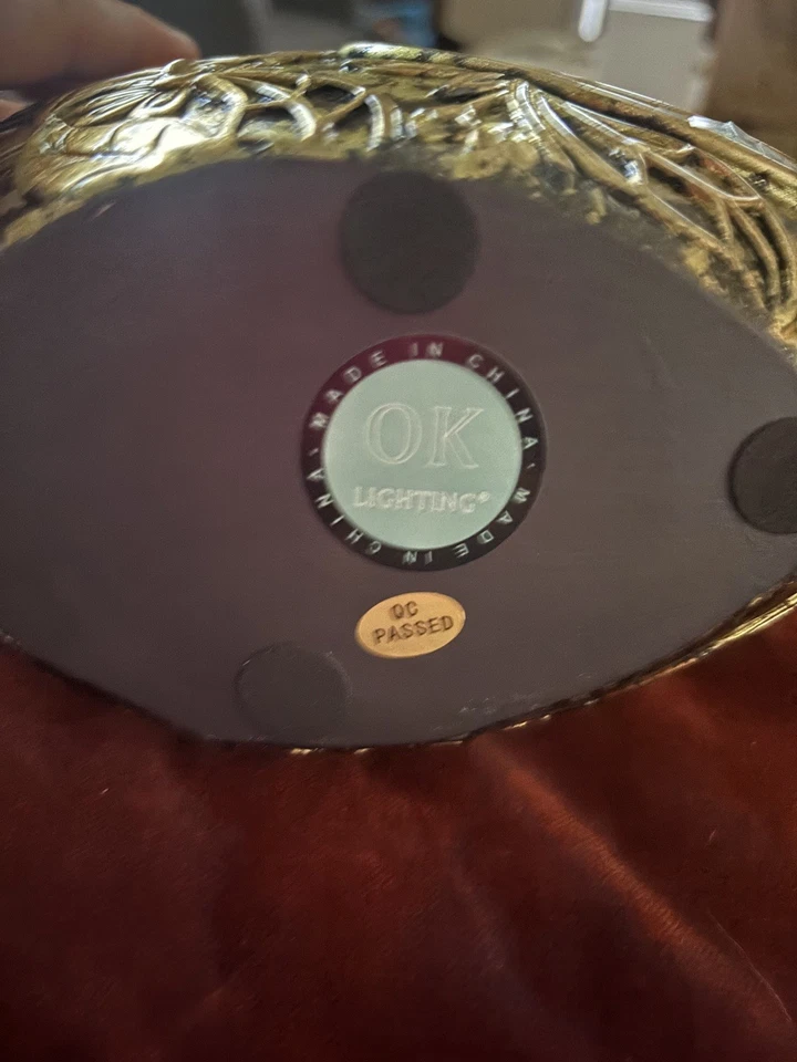 Jarrón dorado único en forma de media luna Judy Sha Ok iluminación OK-4238-V1 Foto 3 de 4