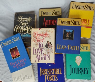 Danielle Steel Asst Hardcover - Your Choice! (Not all titles in main picture)