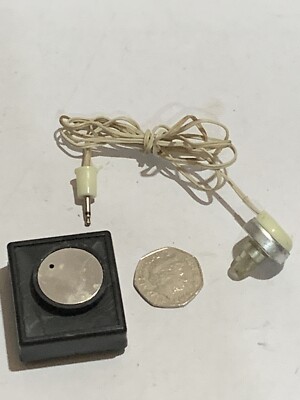 VINTAGE Micro Miniatur Radio sehr selten AM(MW) 70er Jahre
