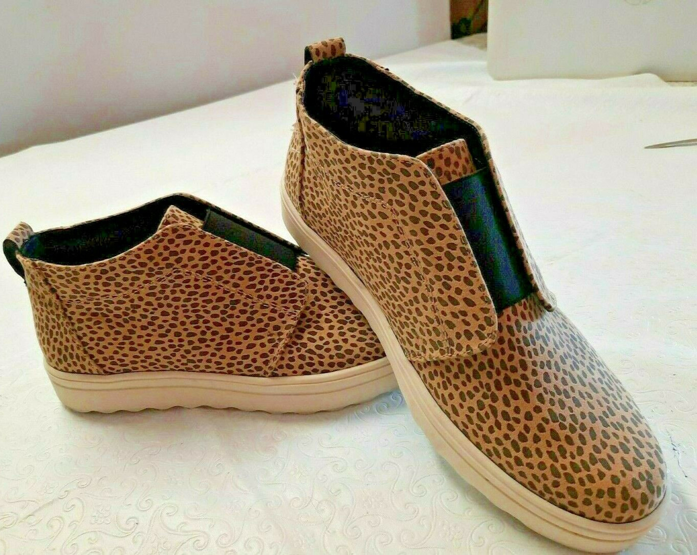 Universal Thread Lillian Sneakers Leopard Print S… - image 1