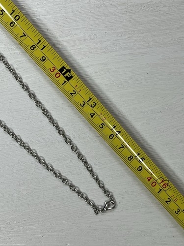 Retro Radio Ghetto Blaster Boombox Rhinestone Pendant Necklace Silver Tone 356 - Picture 12 of 13