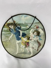 💥 Antique 1910s American Glass Flue Cover Beach Sisters Running w/ Dolls, 9.5”