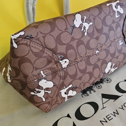 Coach Peanuts Snoopy CF166 Khaki Redwood Multi/black Tote Bag Signature Canvas - Picture 37 of 40