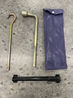 1997 - 2001 Honda CRV OEM Scissor Jack Emergency Spare Tire Tool Kit OEM Rare