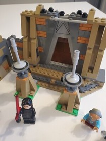 LEGO Star Wars: Battle on Takodana (75139) 95+% Complete  No Box Or Instructions