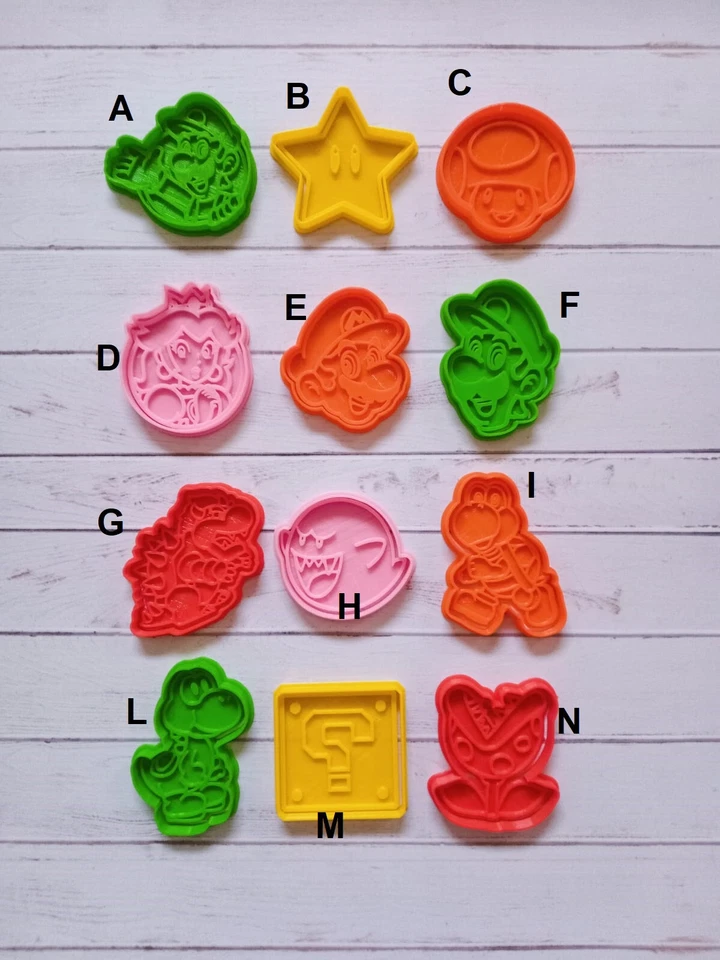 Super Mario Bros set 12 pezzi cookie cutter formine tagliabiscotti o PDZ 8CM