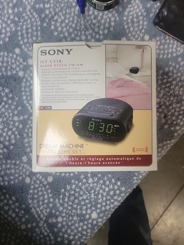 SONY ICFC318 DREAM MACHINE Auto Time Set Dual Alarm Clock Radio eBay