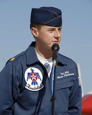 2007 USAF Thunderbird F-16D Pilot Tad D. Clark - 8x10 Photo On 8.5x11 #1500