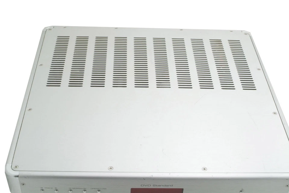 Reproductor de DVD estándar Krell (precio de venta sugerido por el fabricante $8,000) Foto 2 de 4