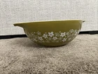 Vintage Pyrex 444 Spring Blossom Crazy Daisy Cinderella Mixing Bowl 4 QT Green