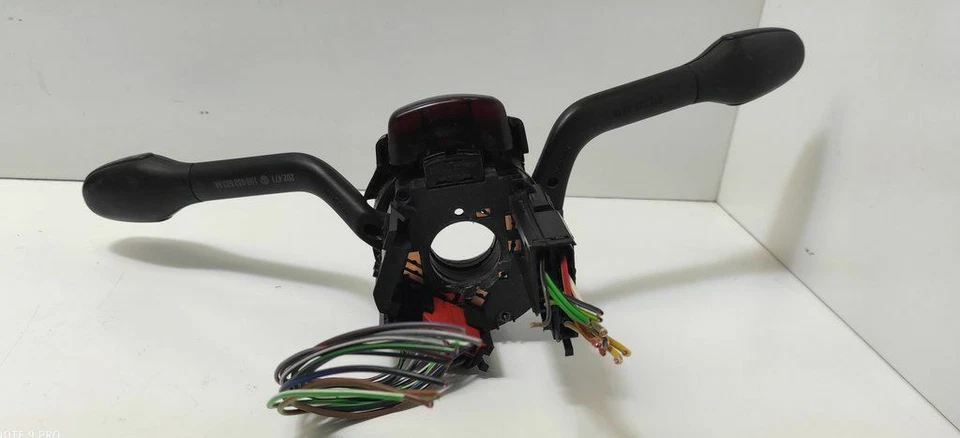 Interruptor combinado de palanca de dirección Volkswagen Golf III 1994 1H6953503AA UST40210 Foto 4 de 4