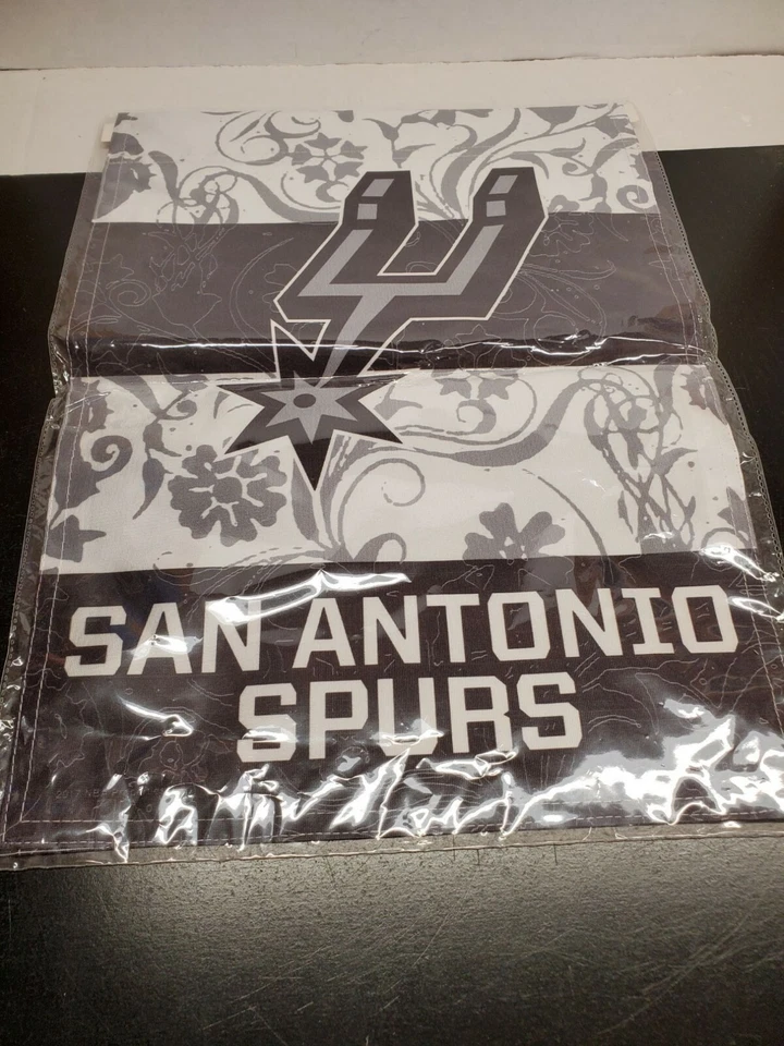 2017 Rico Industries NBA San Antonio Spurs 3' x 5' Flag - New in Package - Image 2 of 4