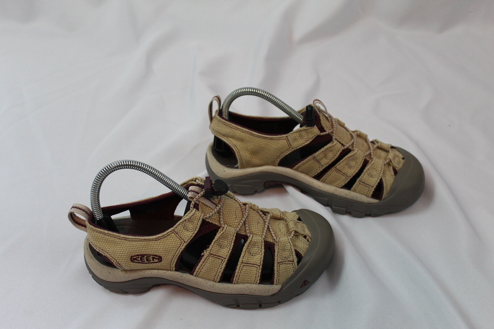 Scarpe da donna Keen Newport taglia 7 5 marroni sandali sportivi da trekking