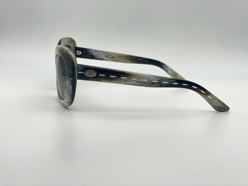 New Authentic Women's Cat-eye Fendi FS5216 Sunglasses - Picture 5 of 7