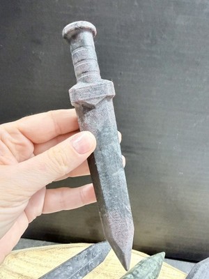 Kristall Astrophyllit Granat Athame Dolch zeremoniell Hexe Heilung Energie heidnisch 