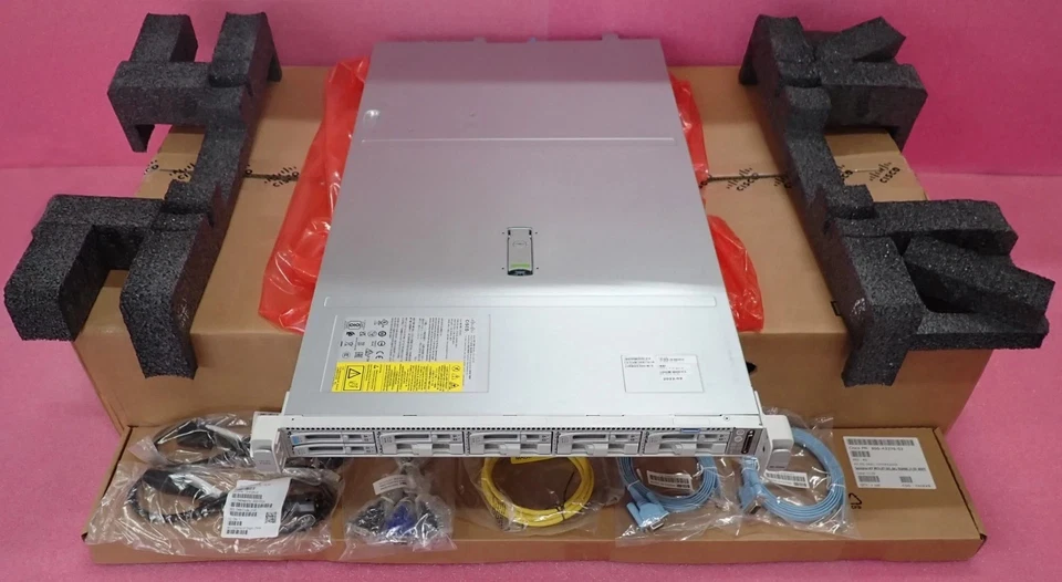 NEW Cisco UCSC-C220-M5SX 2x Silver 4210 256GB RAM 12TB Storage 10Bay 1U Server - Image 3 of 4