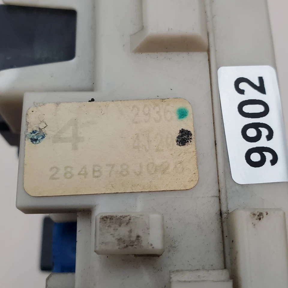 2004-2006 Nissan Altima Fuse Box IPDM Under-Hood Fuses Relays 284B78J020 OEM - Image 2 of 4