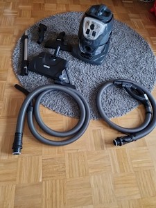 Wasserstaubsauger Beutellos mit Wasserfilter, Nass- und Trockensauger