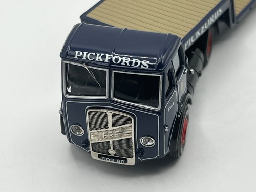 CORGI CLASSIC cc10202 ERF V LOW LOADER PICKFORDS, 1/50, VGC,Boxed, FREE POSTAGE. - Picture 3 of 18