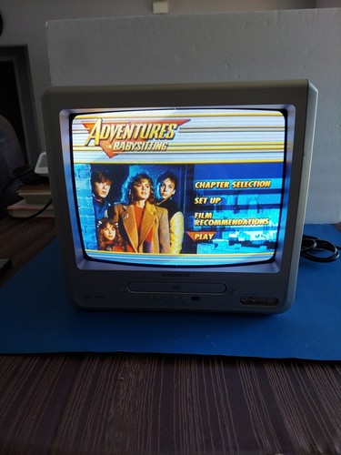 MAGNAVOX 13 COLOR TV / DVD PLAYER "DOLBY DIGITAL -" TESTED "