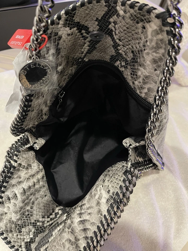 Bolso de Mano Pequeño Stella McCartney Falabella Estampado Pitón Cadena Plateada Foto 3 de 3