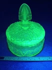 Vintage Green Depression Uranium Glass Candy/trinket Dish With Lid Uv Reactive