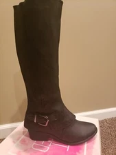  not rated brand boot  yuriko black sz 6 new in box