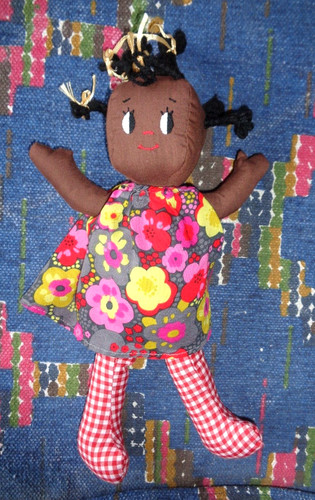 IB/ PELUCHE MON DOUDOU POUPEE