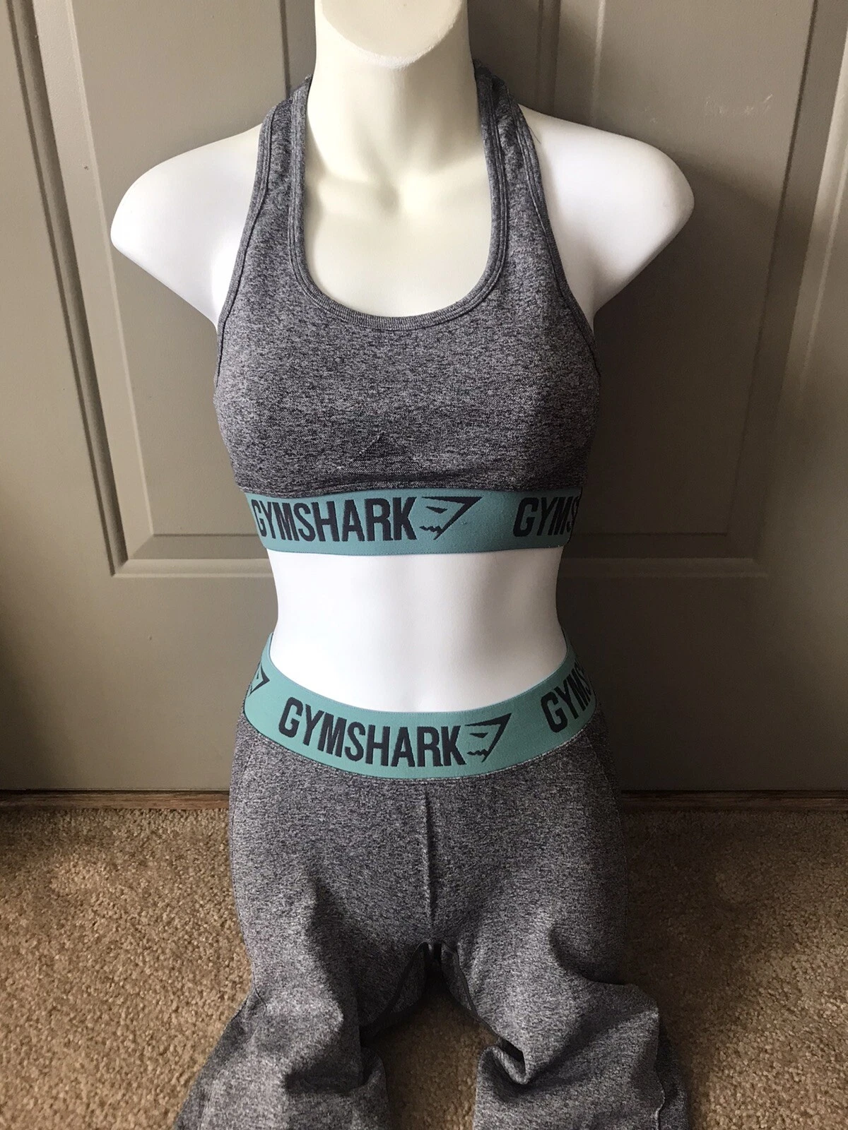 gymshark 2 pc running set sports bra track athletic leggings