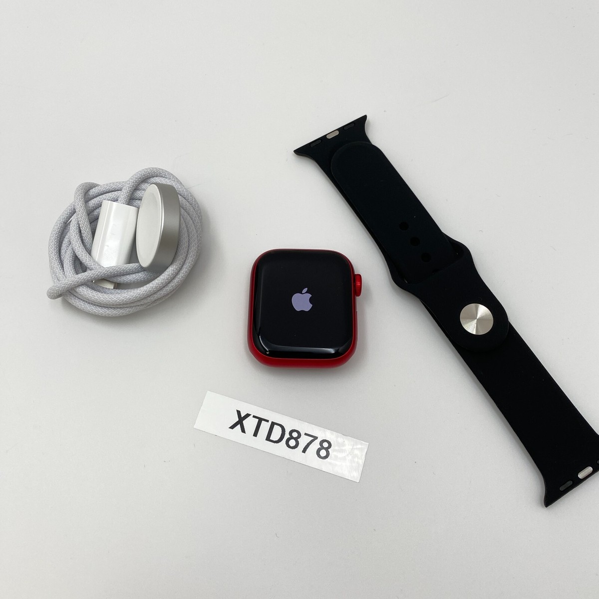 While Charging Flashing Apple Logo On Apple Watch While Charging