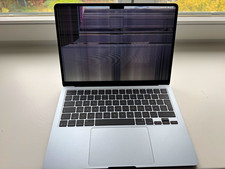 Apple MacBook Air 13" (M4, 2024) 16 GB RAM, 256 GB SSD - Display defekt 