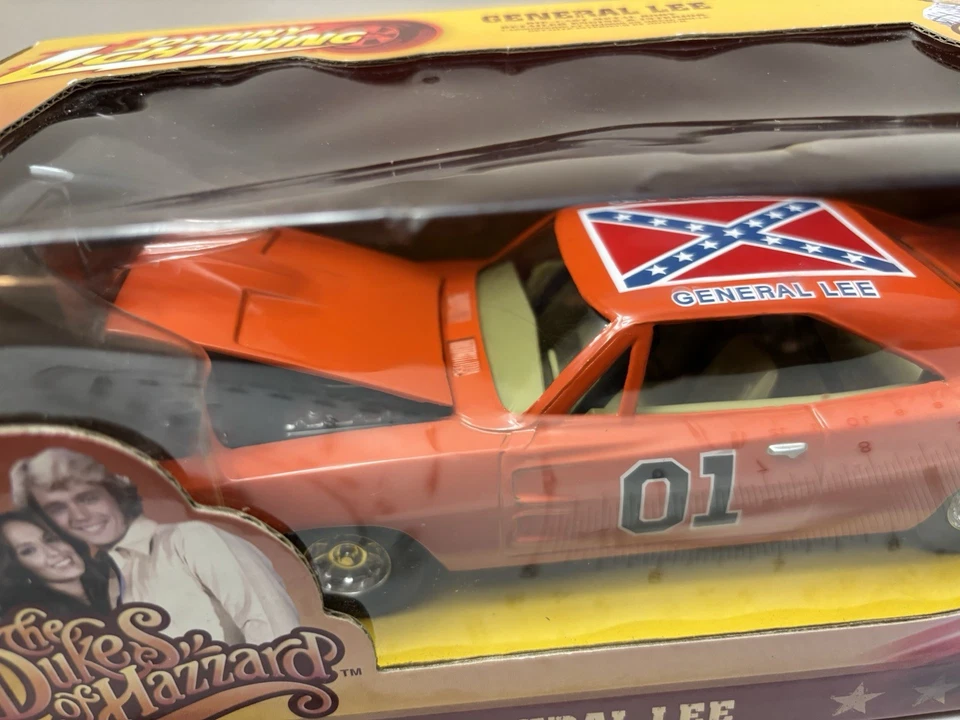 Dukes of Hazzard 1/25 General Lee 1969 Dodge Charger Johnny Lightning 2011 NEW - Image 4 of 4