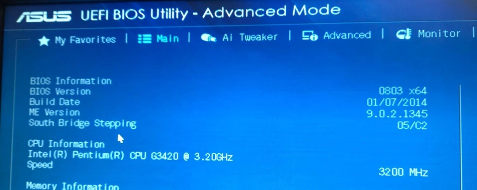 Placa madre ASUS LGA1150 Micro-ATX + CPU Intel Pentium de doble núcleo + enfriador Foto 4 de 4