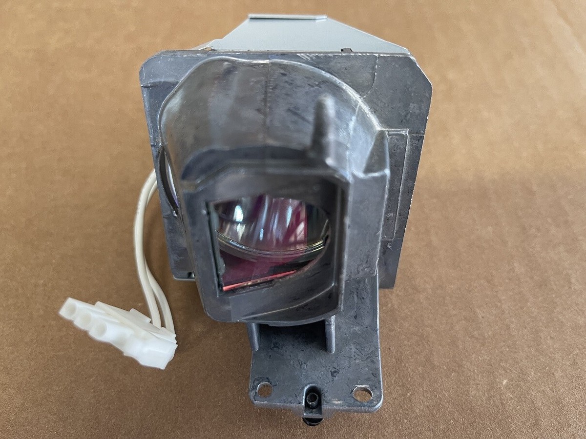 BL-FU240E / SP.7G6R1GR01 Projector Lamp for OPTOMA