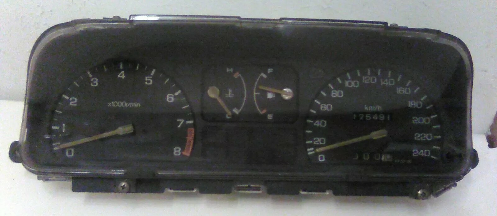 19881989 Honda CRX Si EDM (European) OEM Instrument Gauge Cluster