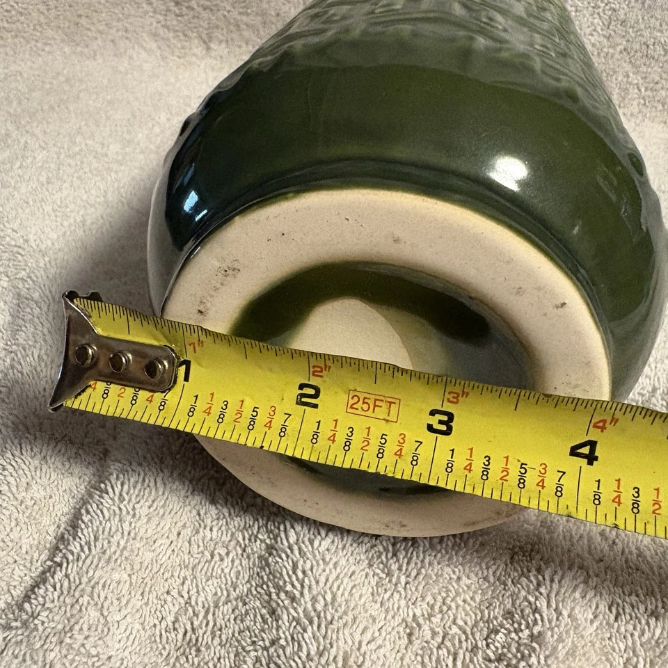 "Florero de cerámica de aguacate y blanco de 12"" diseño geométrico" Foto 3 de 4