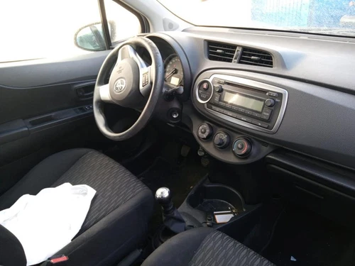 Caja Reles/Fusibles para TOYOTA YARIS (P13) Active 2014 779724 - Imagen 10 de 10