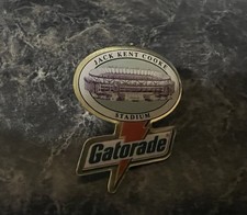 1997 Gatorade Washington Redskins Jack Kent Cooke Stadium Collector Lapel Pin