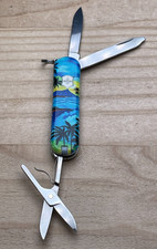 Victorinox Swiss Army Knife Multi-tool 58MM - Classic SD Hawaiian Shirt