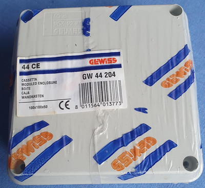 Gewiss GW442 04 Gehäuse anpassbare Abzweigdose Kunststoff wasserdicht IP56 versch.
