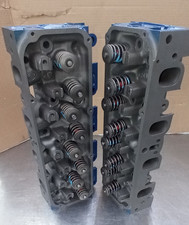 Pair Ford D5ae - A2a 351 M 400 Heads
