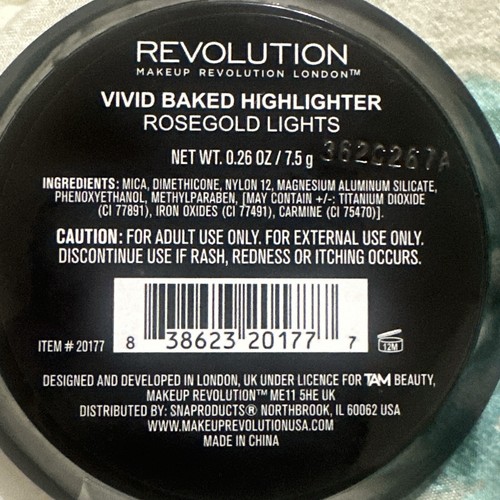 Revolution-Vivid Baked Highlighter Rose Gold Lights Highlighter 0.26 Oz - Picture 2 of 2