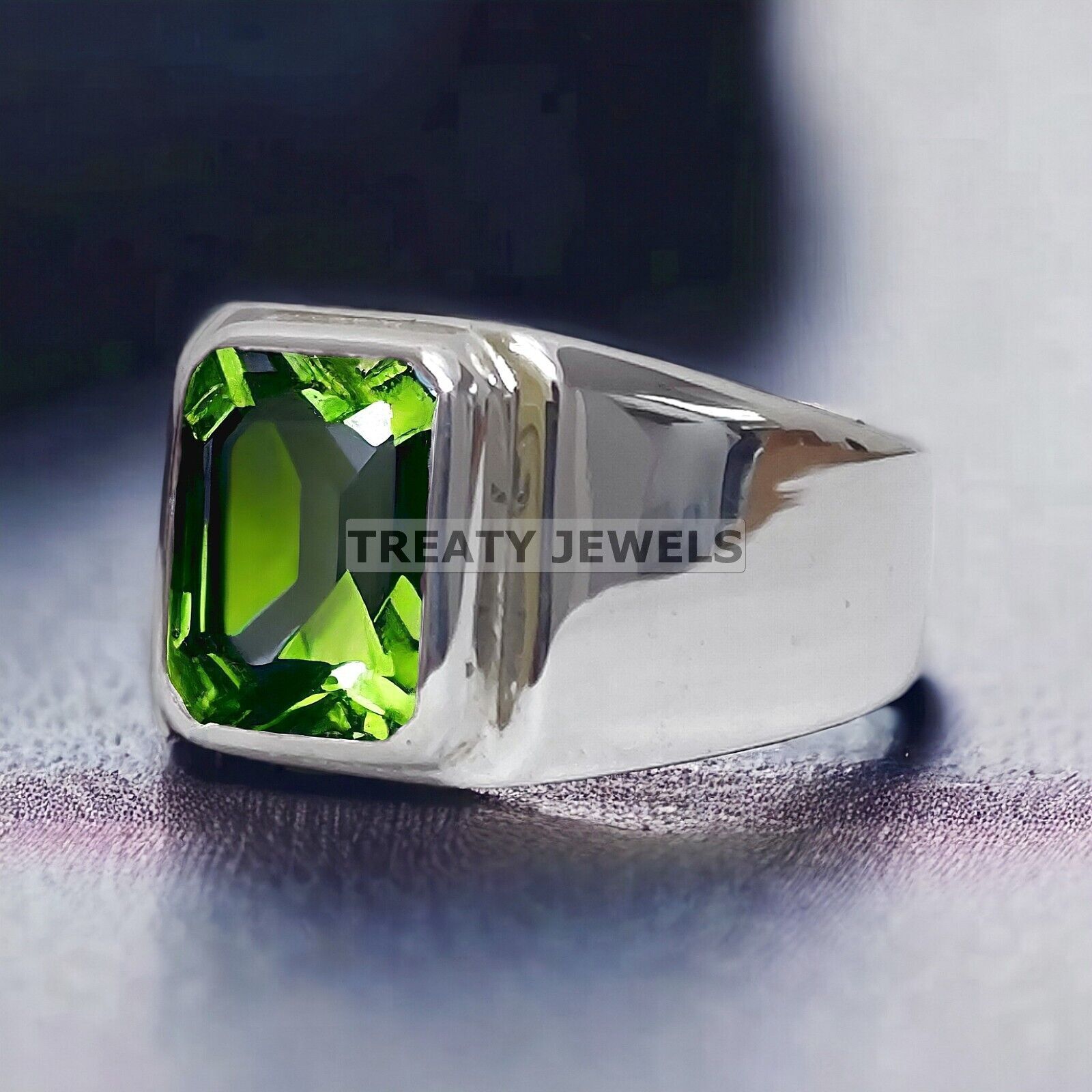 Peridot Emerald Cut Gemstone With 925 Sterling Silver Ring For Men's #900 *