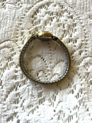 Vintage GIGANDET Round Face Watch Womens 17 Rubis Swiss Gold Tone Dainty - Picture 5 of 6