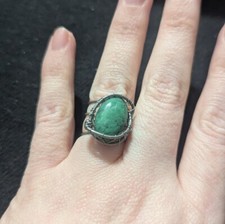 Hand Crafted Silver Tone Wire Wrapped Green Stone Statement Ring- size 6.5