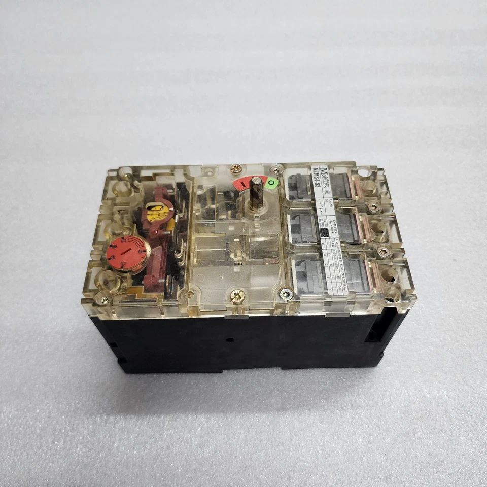 MOELLER NZMS4-63 3-POLE CIRCUIT BREAKER - Image 3 of 4