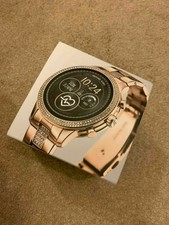 mk access runway smartwatch