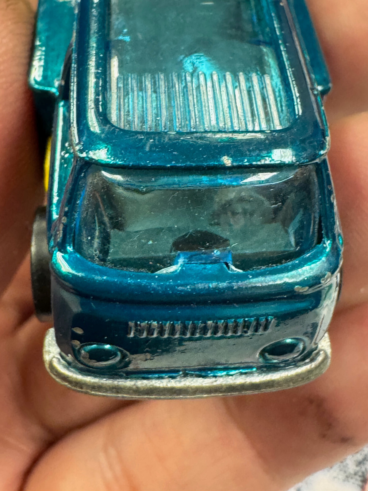 Picture 2 of 18