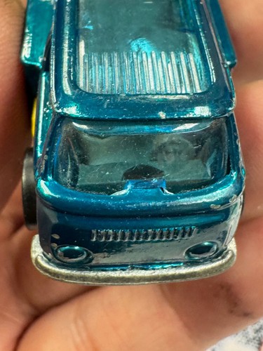 UNRESTORED Vintage 1969 Hot Wheels Redlines BEACH BOMB Volkswagen AQUA w/Surf - Picture 2 of 18
